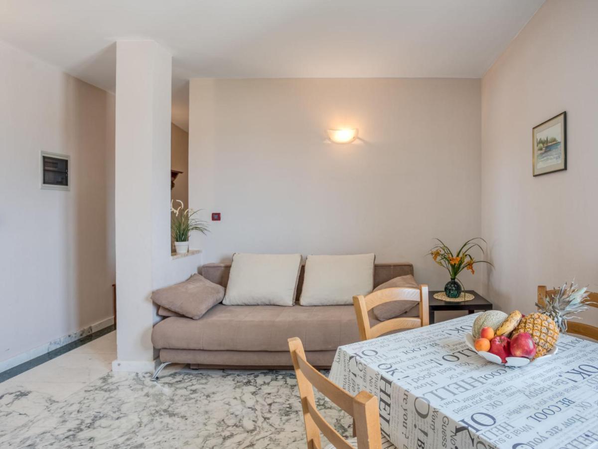 Apartment Daria-3 By Interhome Porec Esterno foto